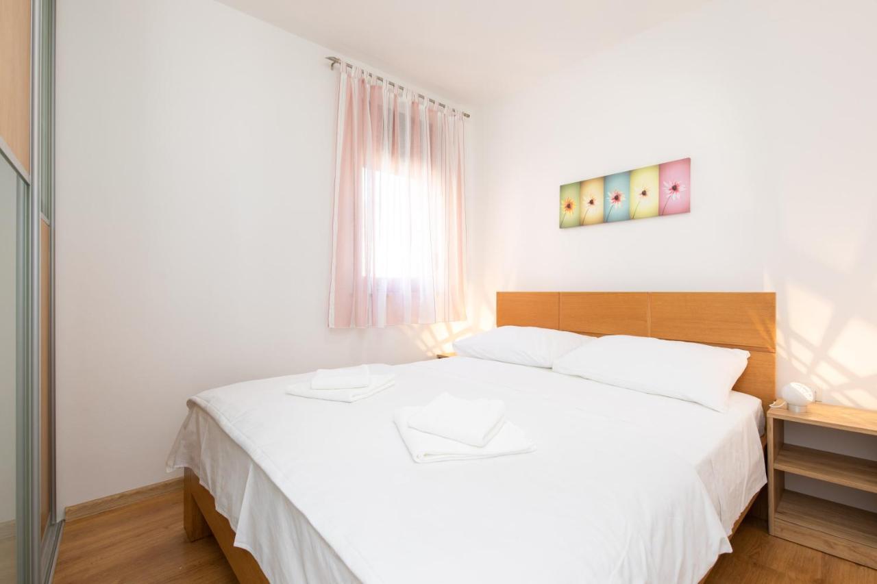 Apartment Julijana Krk Town Εξωτερικό φωτογραφία