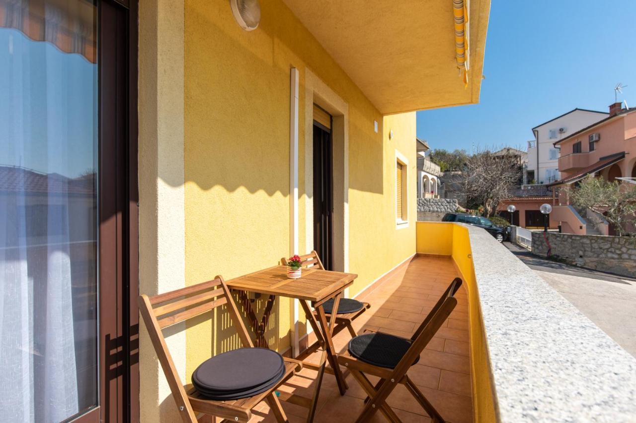 Apartment Julijana Krk Town Εξωτερικό φωτογραφία