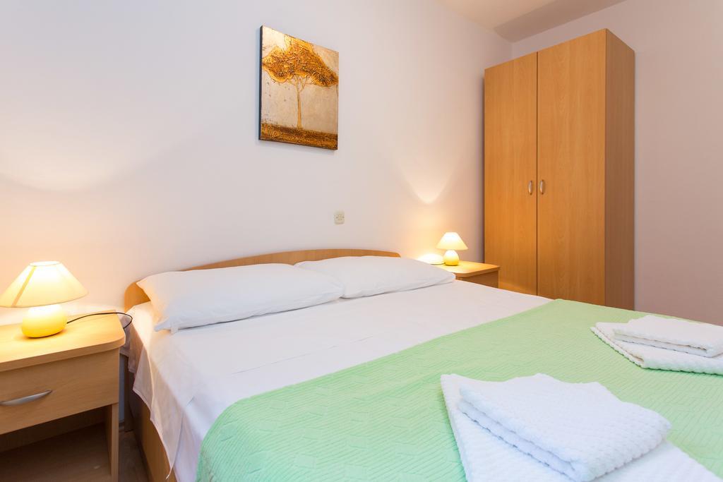 Apartment Julijana Krk Town Εξωτερικό φωτογραφία